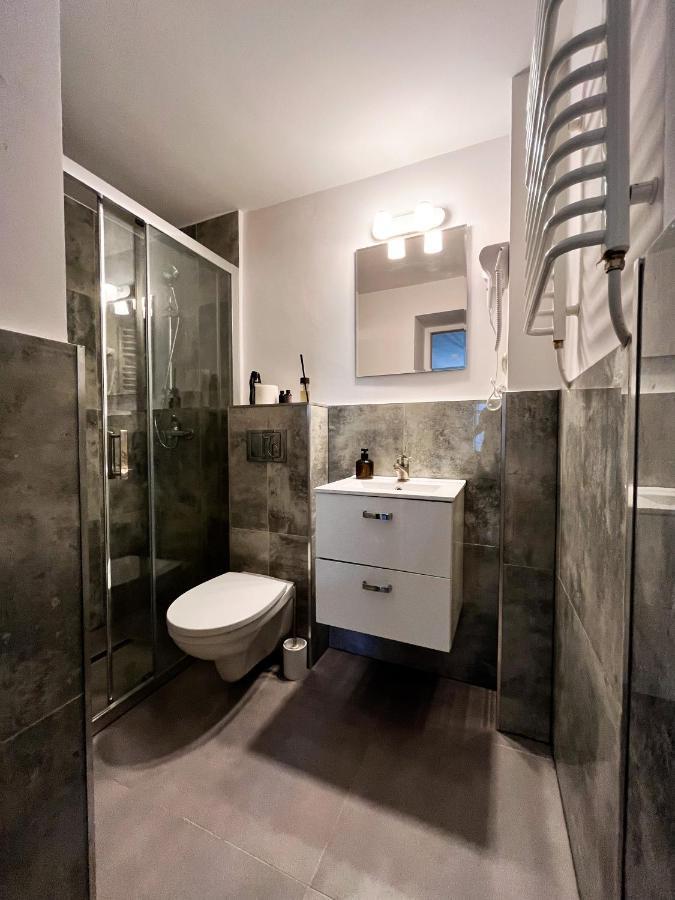 Apartamenty Nad Baza Торунь Экстерьер фото